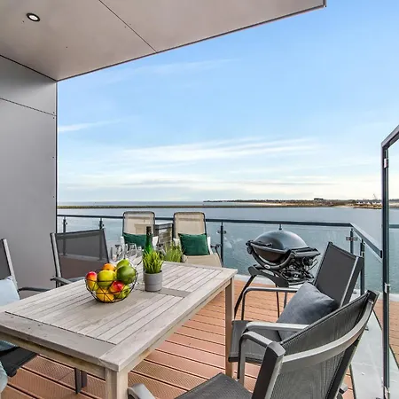 Dock 76 Bridge - Penthouse Apartament